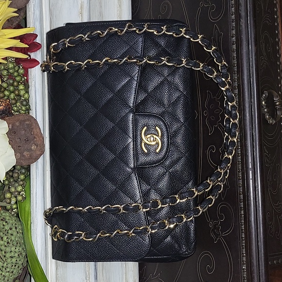Chanel Jumbo Flap - Picture 2 of 15